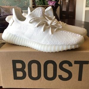 Yeezy Boost 350 V2 Triple Cream